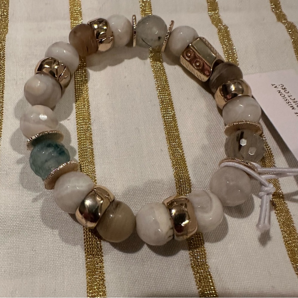 Akola Beaded Stretch Bracelet - Picture 3 of 11